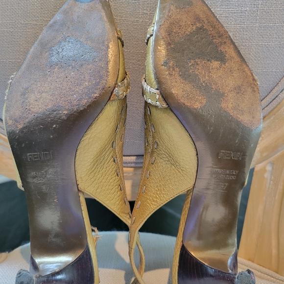 FENDI Selleria GOLD kitten heels - Picture 10 of 13